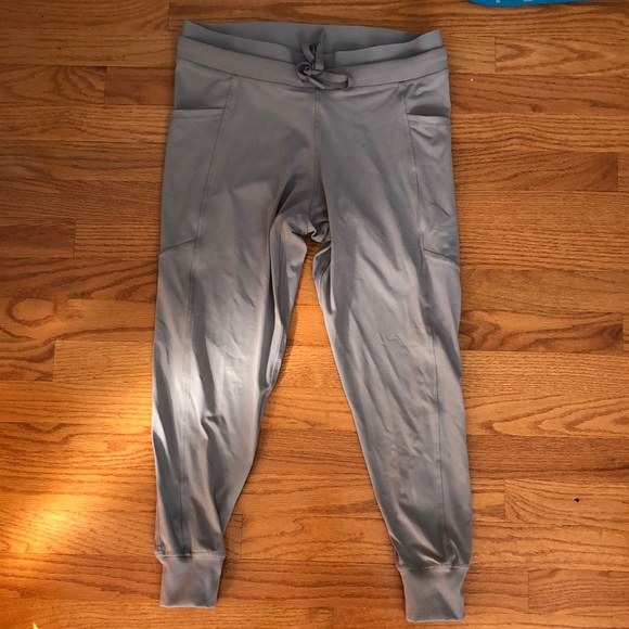 Mono B Capri Leggings/Joggers with pockets - Picture 2 of 5